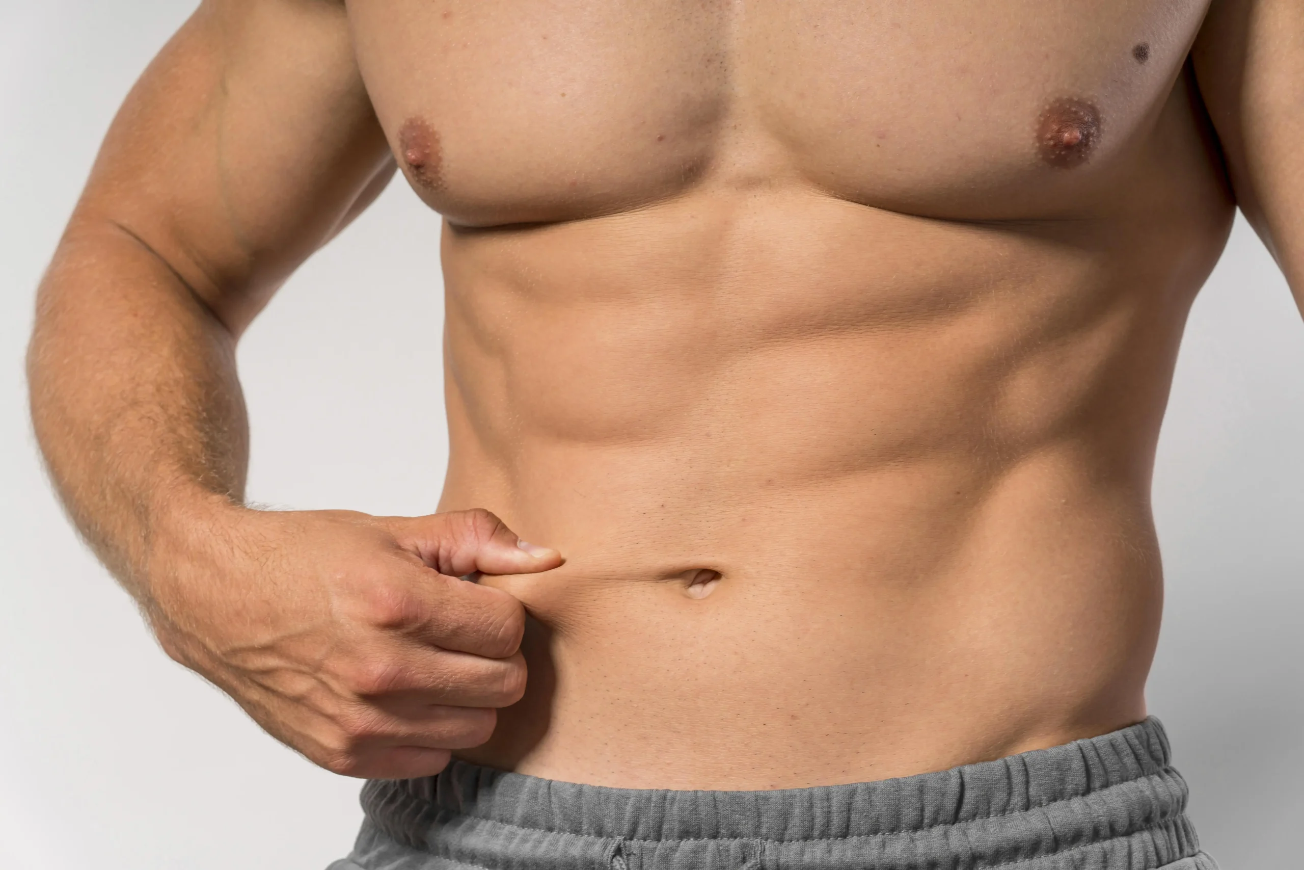 Read more about the article Post-Surgery Fashion: Dressing After Gynecomastia Surgery
