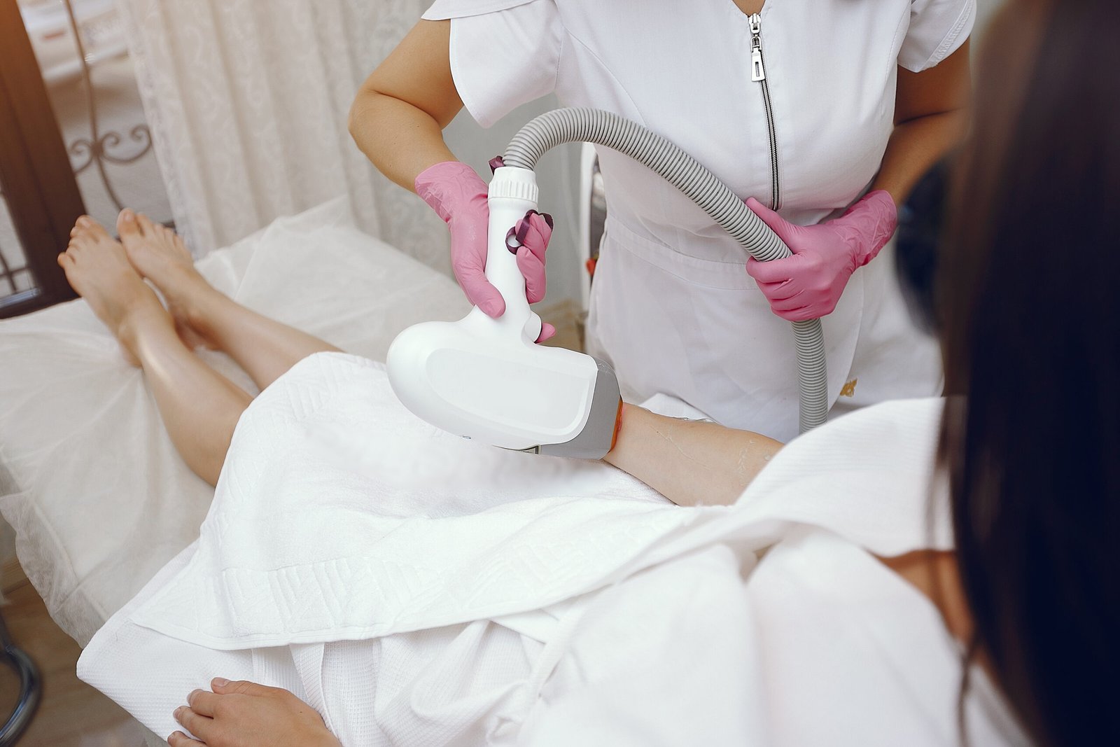 Read more about the article Comparison of Laser Hair Removal to Conventional Methods of Hair Removal.